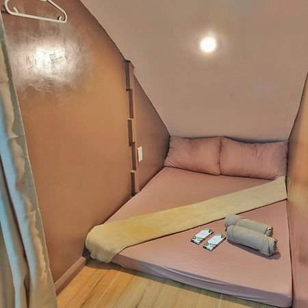 Mactan Airport Hostel At Aashvi Cozy Cabin มักตัน ภายนอก รูปภาพ